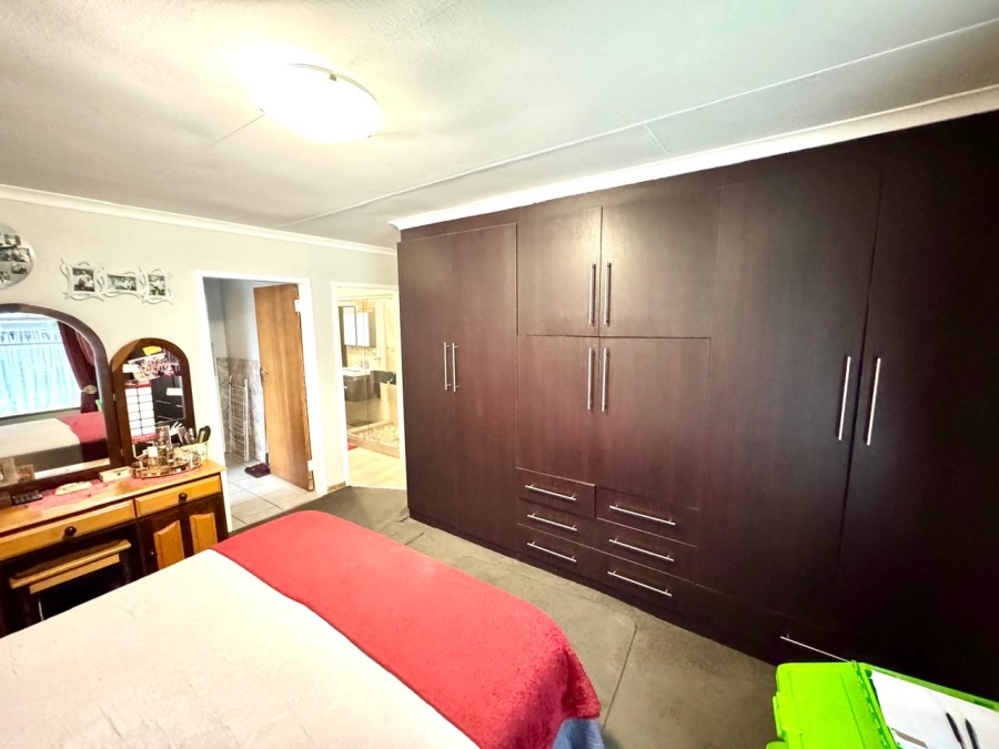 4 Bedroom Property for Sale in Secunda Mpumalanga