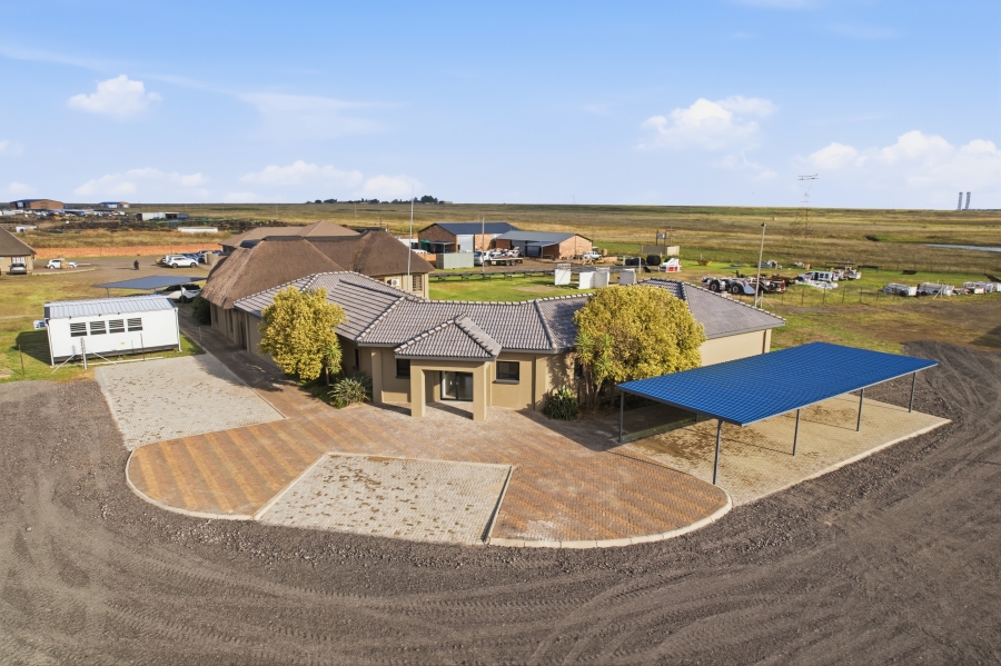 To Let Commercial Property for Rent in Secunda Mpumalanga