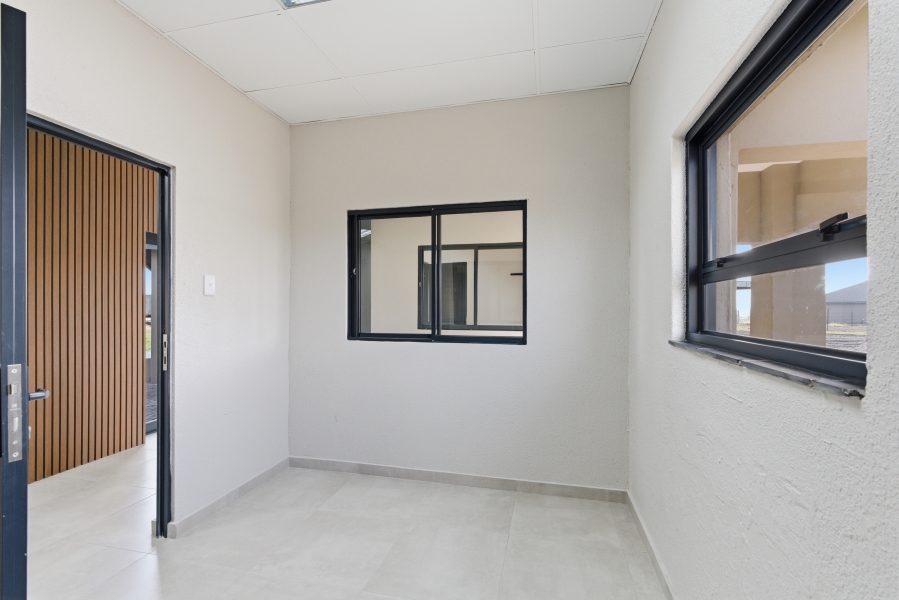 To Let Commercial Property for Rent in Secunda Mpumalanga