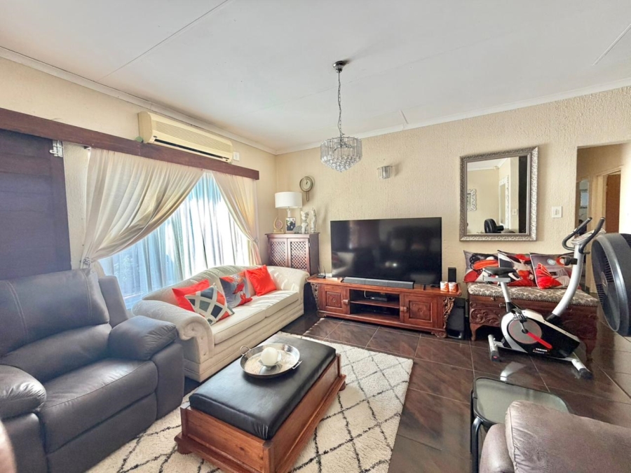 To Let 3 Bedroom Property for Rent in West Acres Mpumalanga