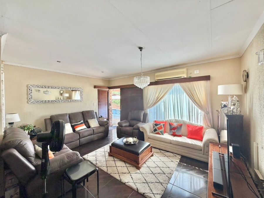 To Let 3 Bedroom Property for Rent in West Acres Mpumalanga