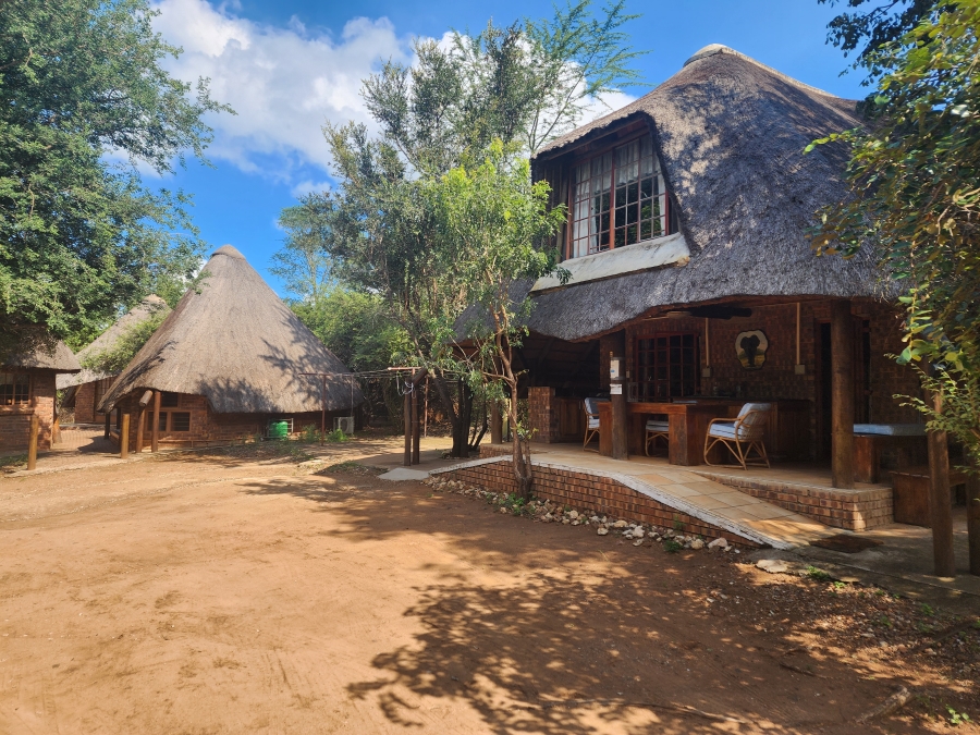 2 Bedroom Property for Sale in Marloth Park Mpumalanga