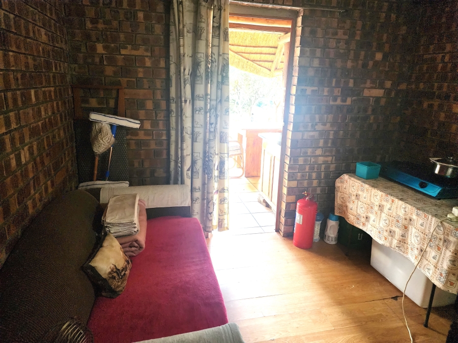 2 Bedroom Property for Sale in Marloth Park Mpumalanga