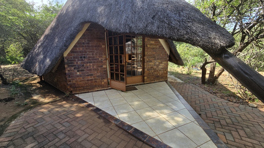 2 Bedroom Property for Sale in Marloth Park Mpumalanga