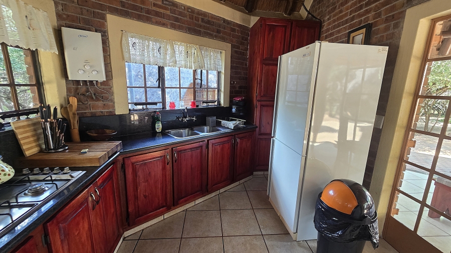 2 Bedroom Property for Sale in Marloth Park Mpumalanga