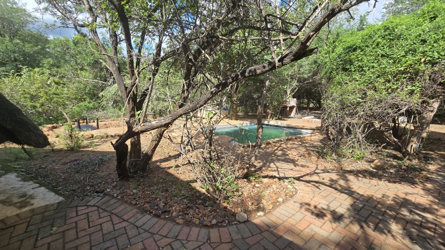 2 Bedroom Property for Sale in Marloth Park Mpumalanga