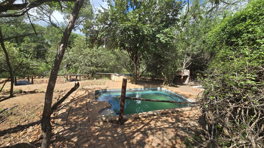 2 Bedroom Property for Sale in Marloth Park Mpumalanga