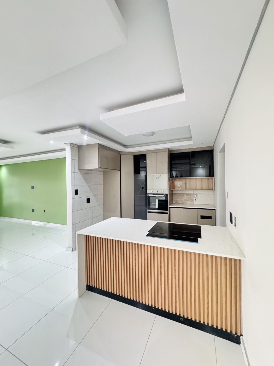 4 Bedroom Property for Sale in Aerorand Mpumalanga