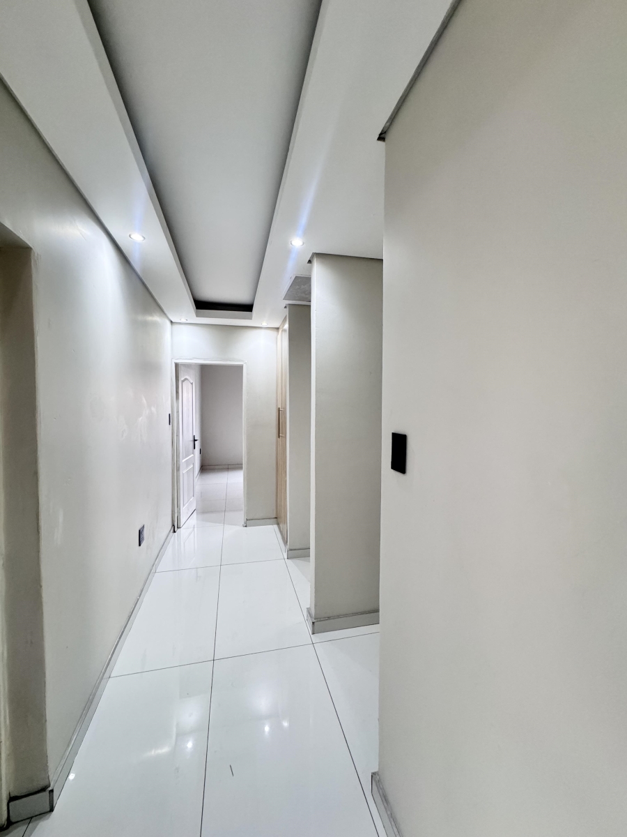 4 Bedroom Property for Sale in Aerorand Mpumalanga