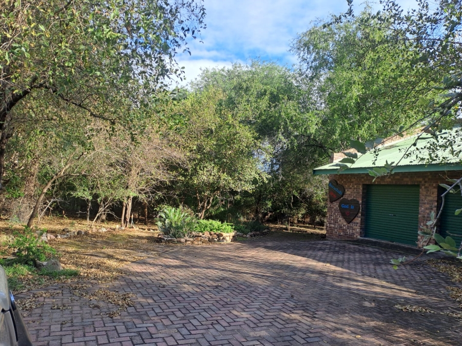 3 Bedroom Property for Sale in Marloth Park Mpumalanga