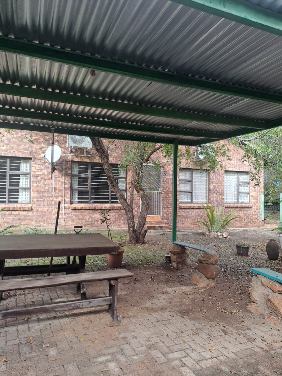3 Bedroom Property for Sale in Marloth Park Mpumalanga