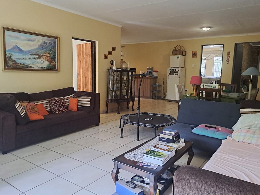 3 Bedroom Property for Sale in Marloth Park Mpumalanga