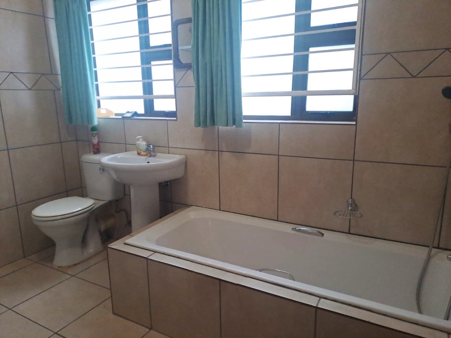 3 Bedroom Property for Sale in Marloth Park Mpumalanga