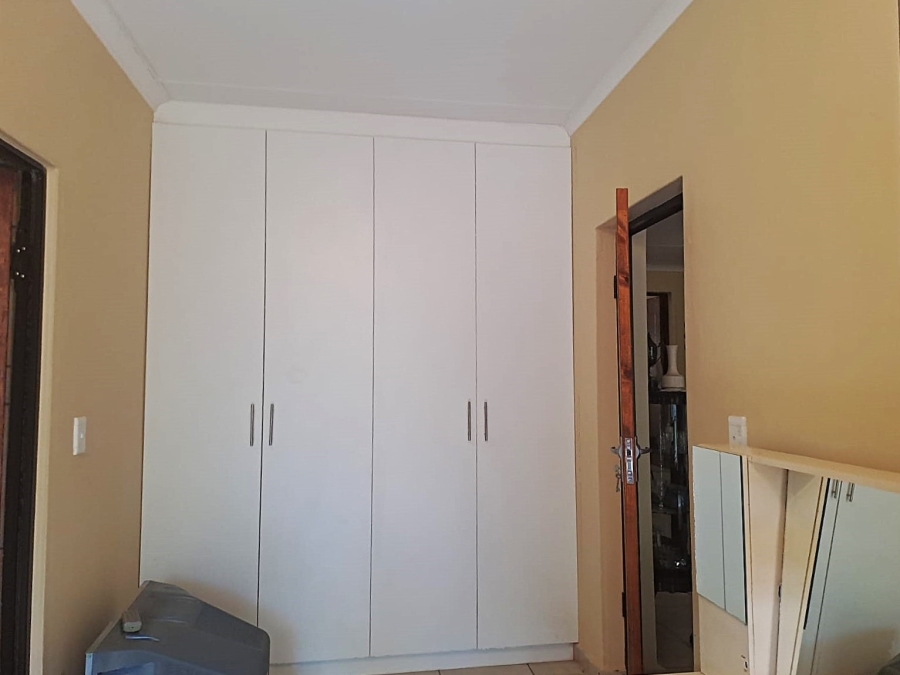 3 Bedroom Property for Sale in Marloth Park Mpumalanga