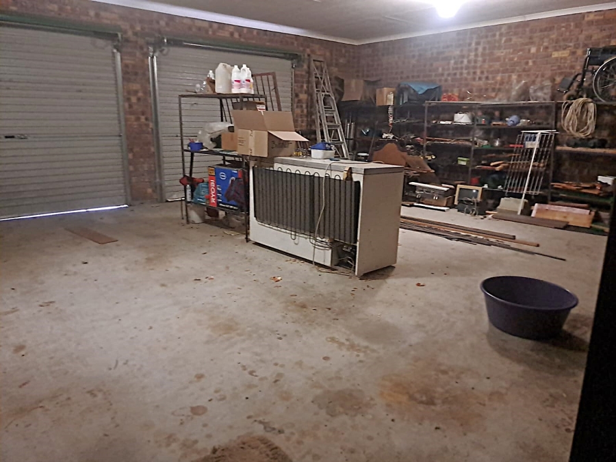 3 Bedroom Property for Sale in Marloth Park Mpumalanga