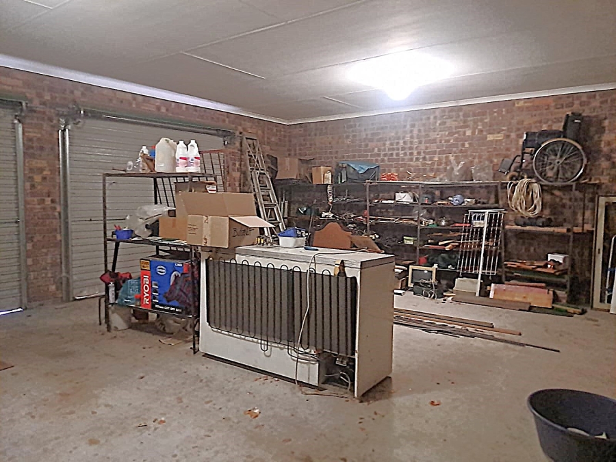3 Bedroom Property for Sale in Marloth Park Mpumalanga