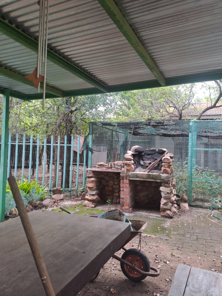 3 Bedroom Property for Sale in Marloth Park Mpumalanga