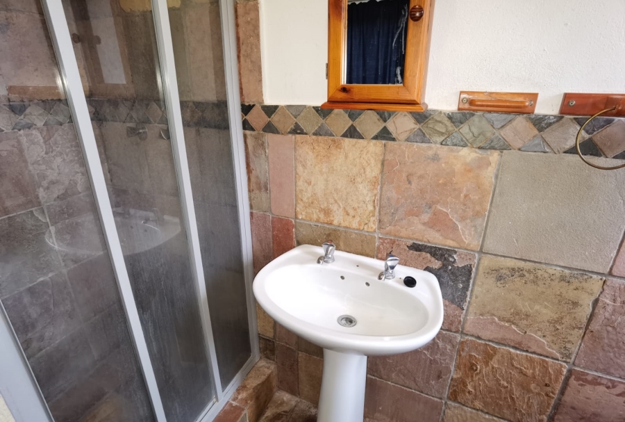 To Let 2 Bedroom Property for Rent in West Acres Mpumalanga