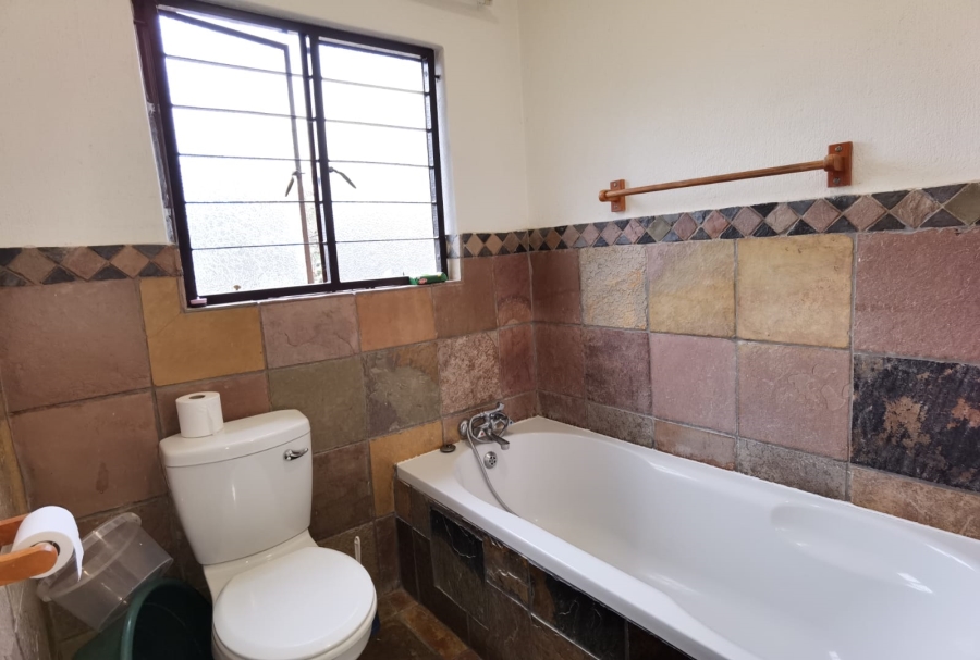 To Let 2 Bedroom Property for Rent in West Acres Mpumalanga