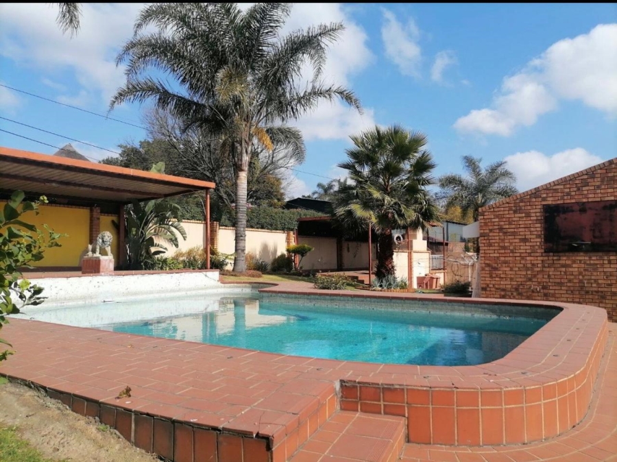 5 Bedroom Property for Sale in Die Heuwel Mpumalanga
