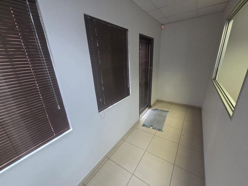 To Let Commercial Property for Rent in Ben Fleur Mpumalanga