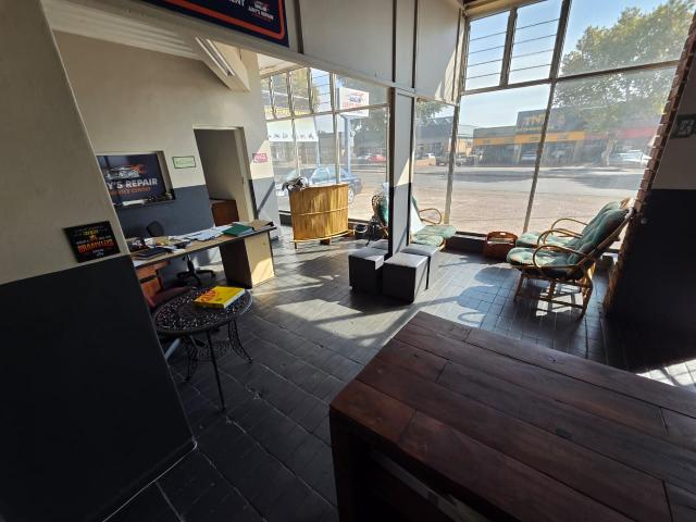 To Let Commercial Property for Rent in Middelburg Central Mpumalanga