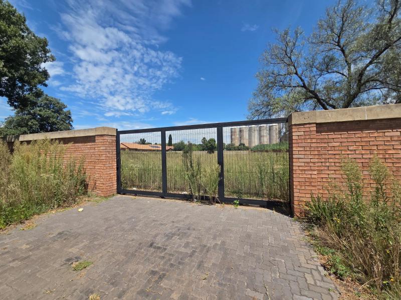 Commercial Property for Sale in Middelburg South Mpumalanga