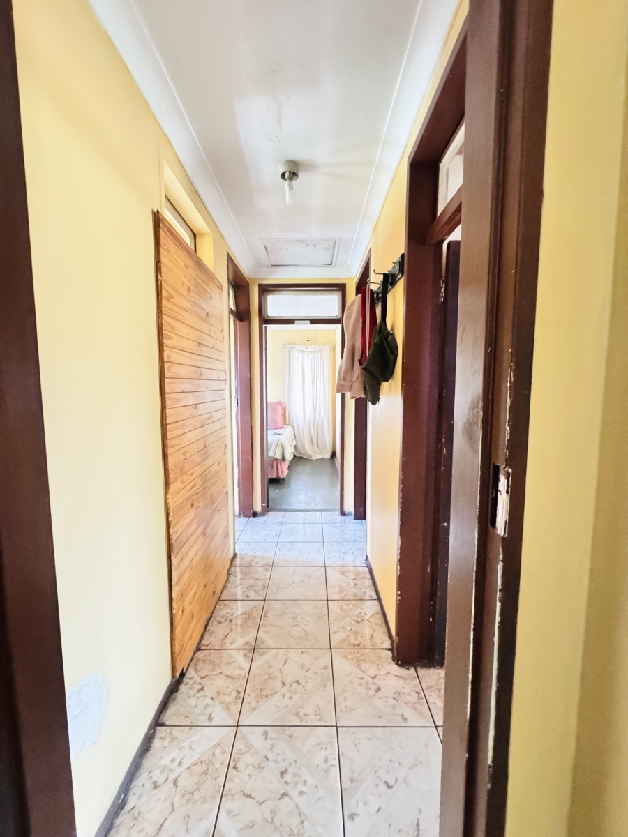 3 Bedroom Property for Sale in Witbank Ext 8 Mpumalanga