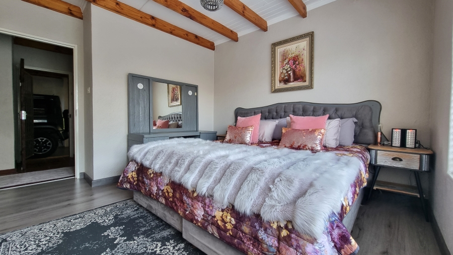 4 Bedroom Property for Sale in Graskop Mpumalanga