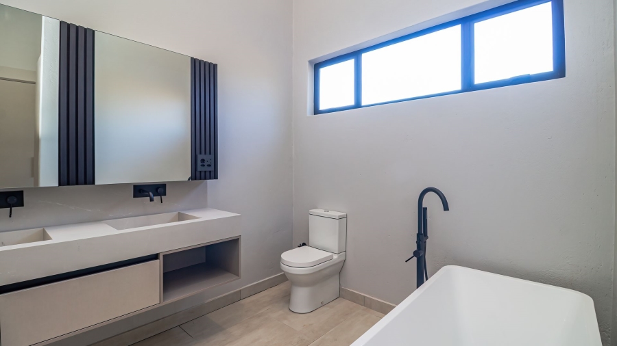 4 Bedroom Property for Sale in The Rest Nature Estate Mpumalanga