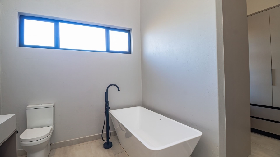 4 Bedroom Property for Sale in The Rest Nature Estate Mpumalanga