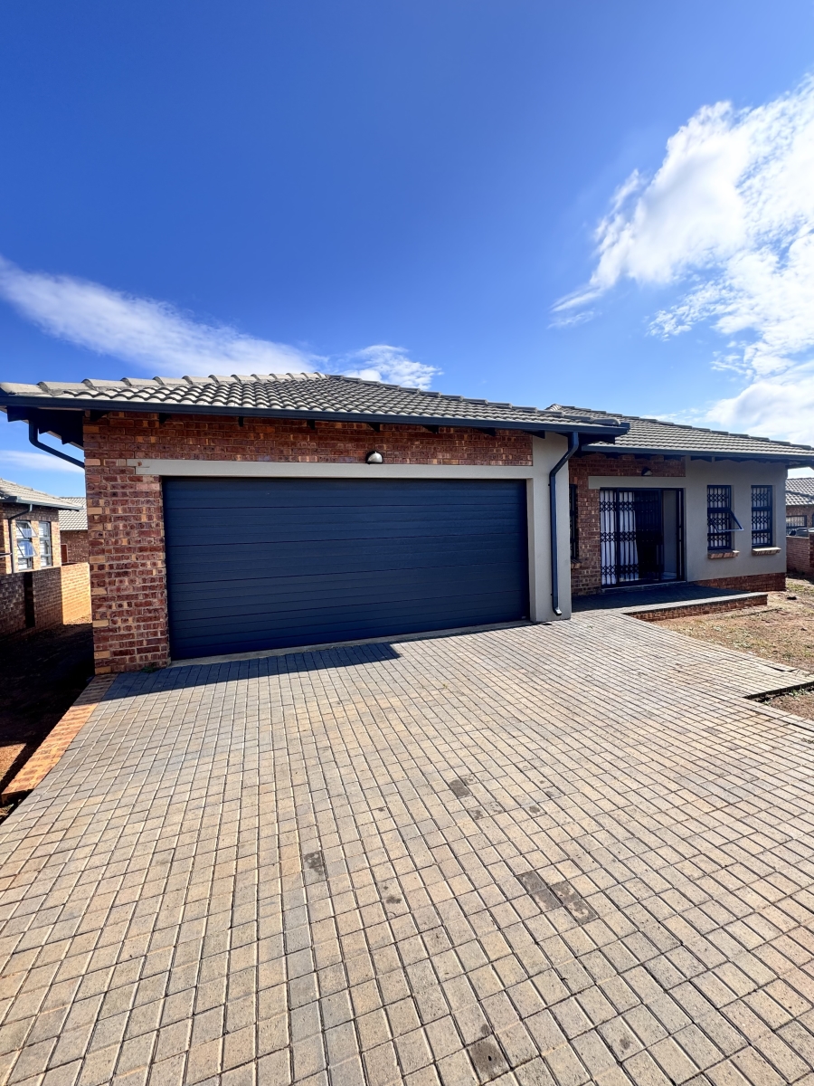 3 Bedroom Property for Sale in Witbank Ext 10 Mpumalanga