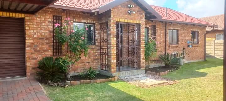 3 Bedroom Property for Sale in Sunset Park Mpumalanga