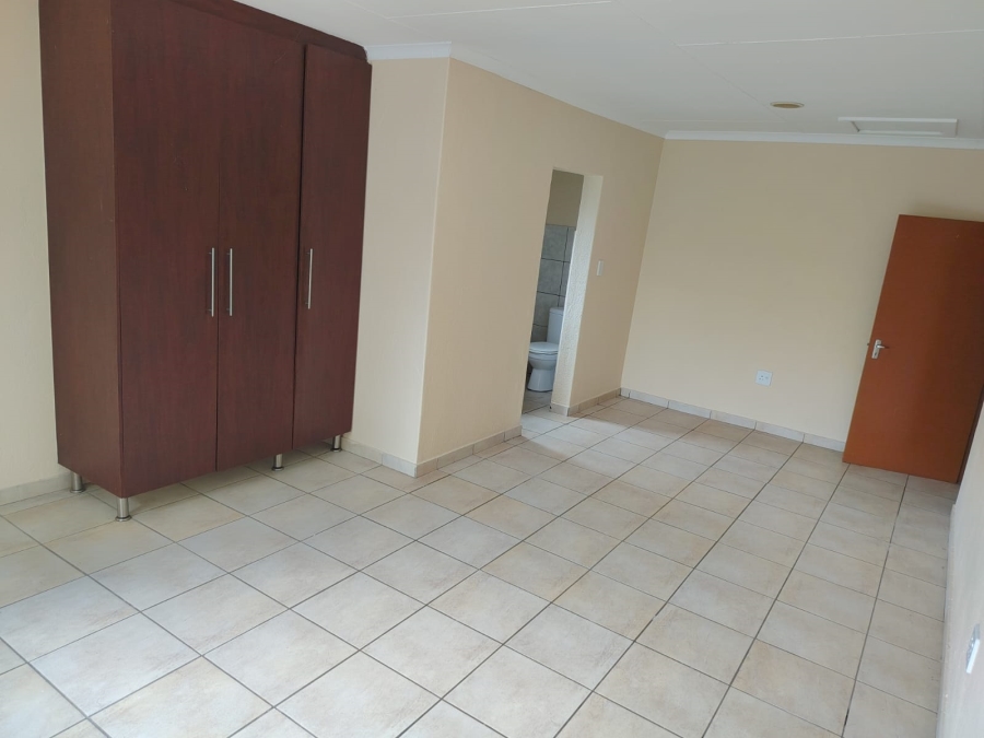 To Let 1 Bedroom Property for Rent in Hazyview Mpumalanga