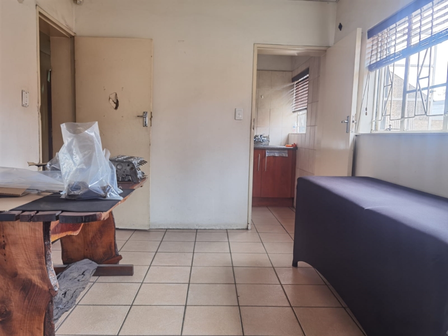 Commercial Property for Sale in Witbank Ext 8 Mpumalanga