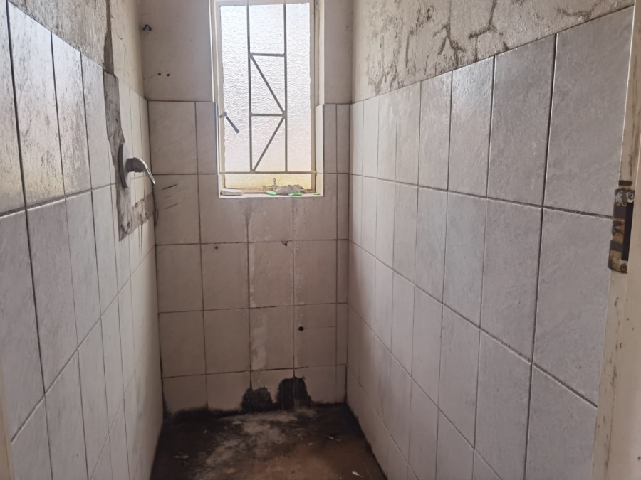 Commercial Property for Sale in Witbank Ext 8 Mpumalanga