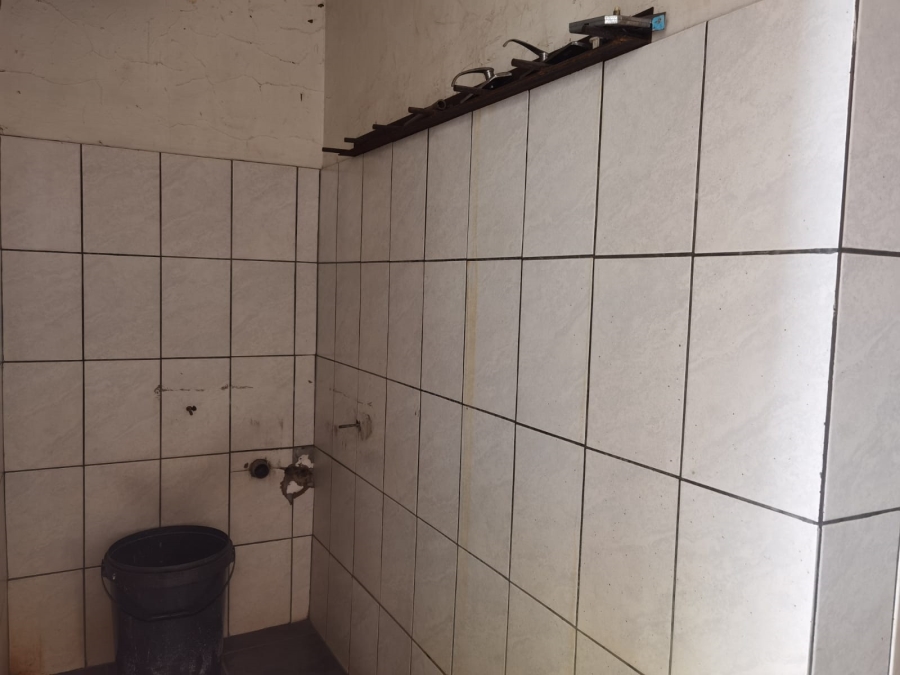 Commercial Property for Sale in Witbank Ext 8 Mpumalanga