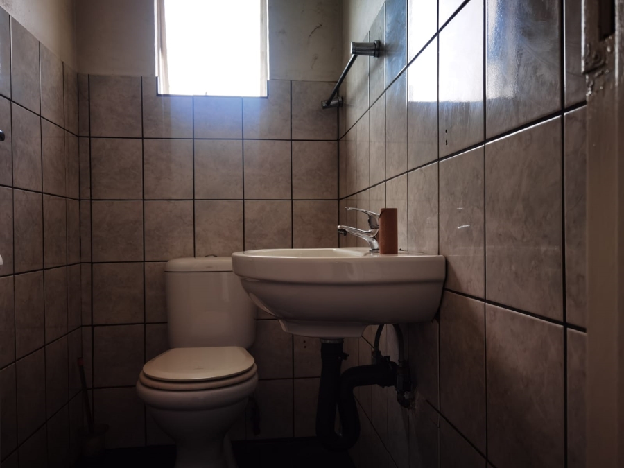 Commercial Property for Sale in Witbank Ext 8 Mpumalanga