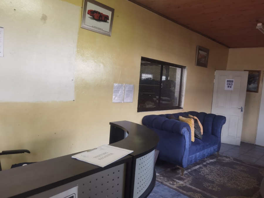 Commercial Property for Sale in Witbank Ext 8 Mpumalanga