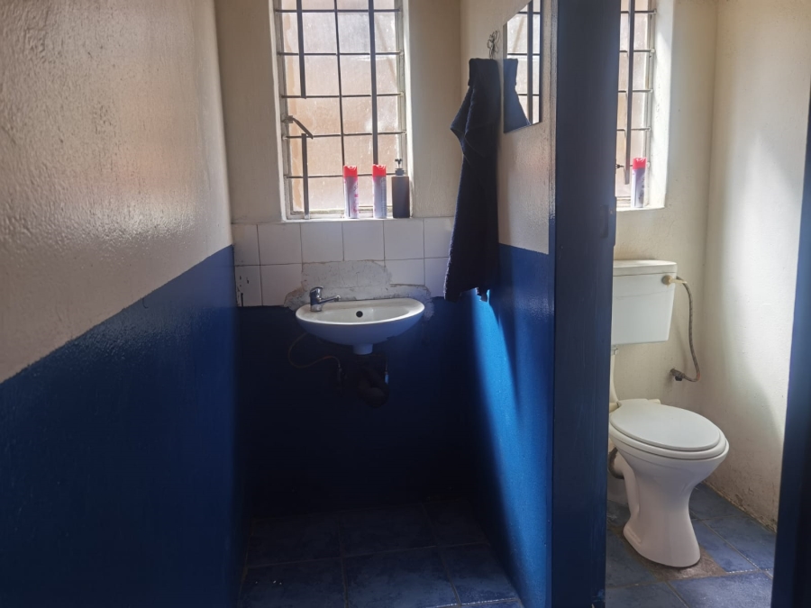 Commercial Property for Sale in Witbank Ext 8 Mpumalanga