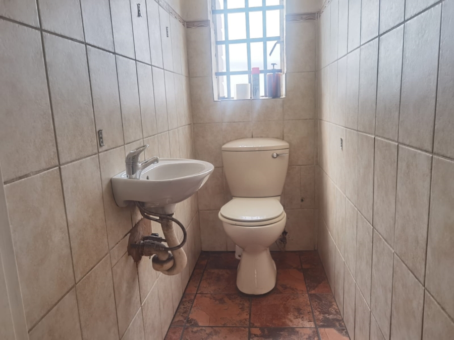 Commercial Property for Sale in Witbank Ext 8 Mpumalanga
