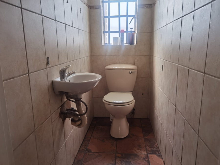 Commercial Property for Sale in Witbank Ext 8 Mpumalanga