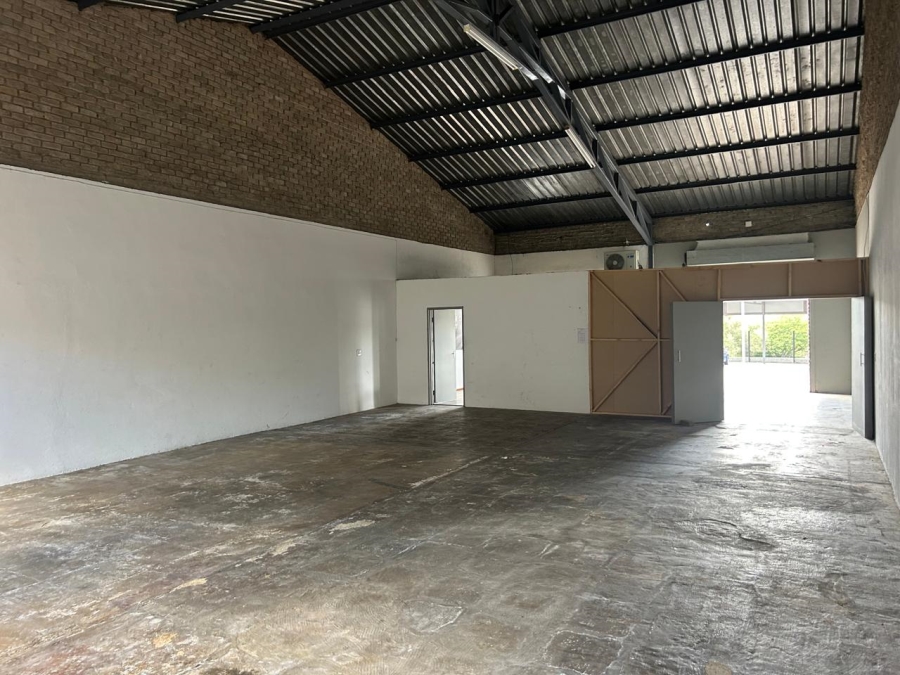 To Let Commercial Property for Rent in White River Mpumalanga