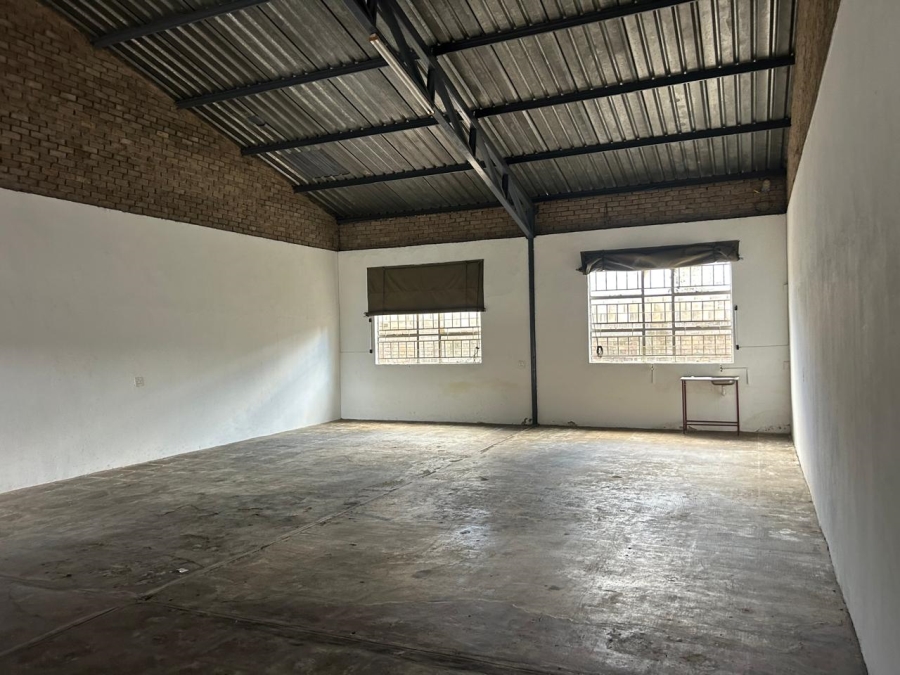 To Let Commercial Property for Rent in White River Mpumalanga