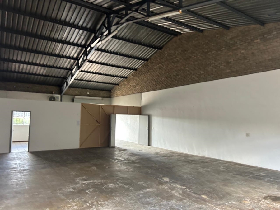 To Let Commercial Property for Rent in White River Mpumalanga