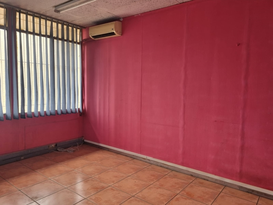 To Let Commercial Property for Rent in Nelspruit Mpumalanga
