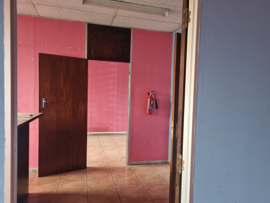To Let Commercial Property for Rent in Nelspruit Mpumalanga