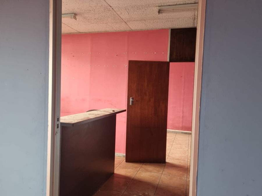 To Let Commercial Property for Rent in Nelspruit Mpumalanga