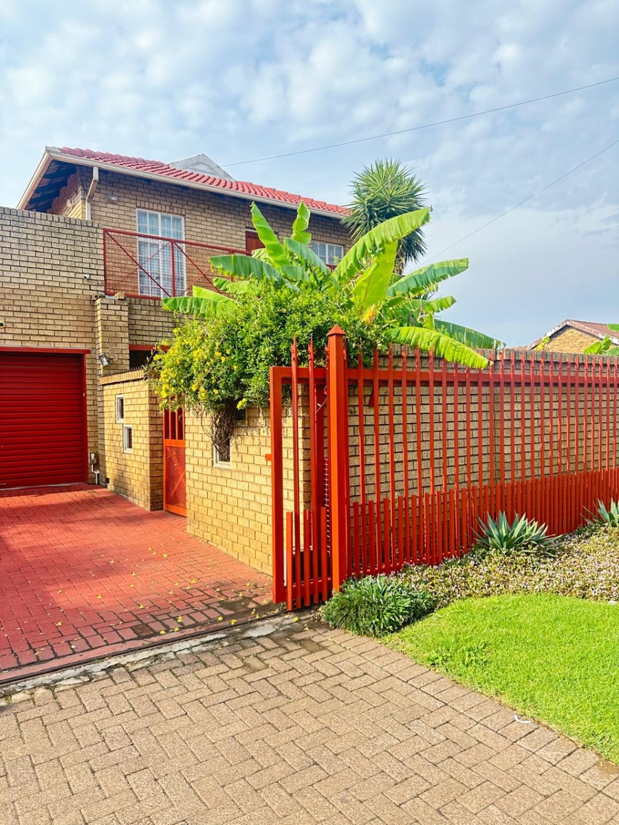 3 Bedroom Property for Sale in Reyno Ridge Mpumalanga