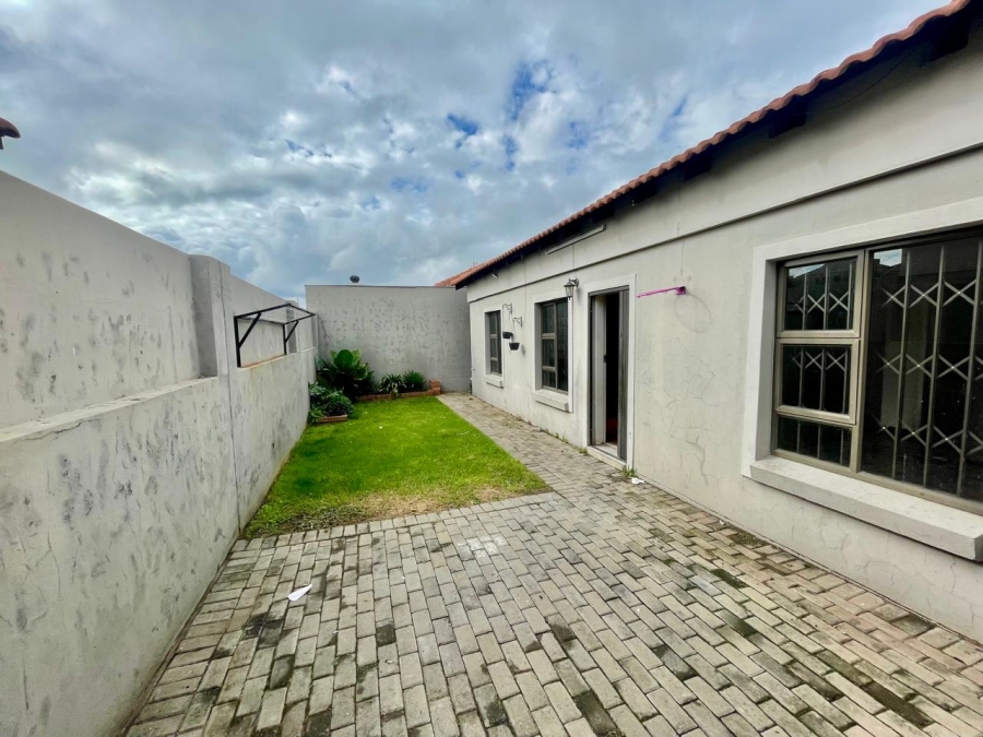 3 Bedroom Property for Sale in Terra Nova Mpumalanga